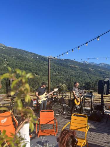 Bar Bourg St-Maurice · Hôtel Base Camp Lodge - concert